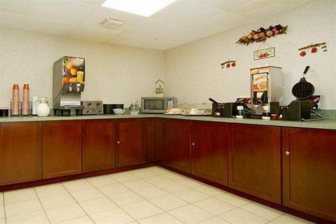 Baymont By Wyndham Bartonsville Poconos Eksteriør billede