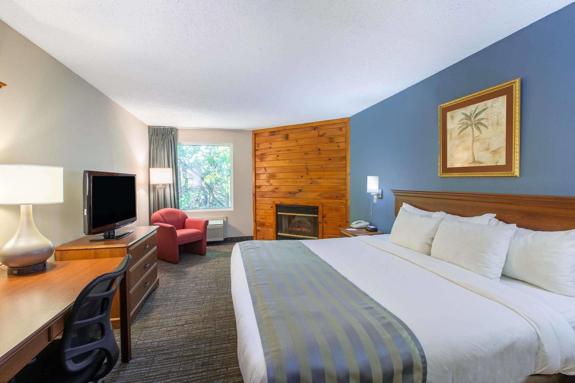 Baymont By Wyndham Bartonsville Poconos Eksteriør billede